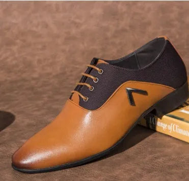 Men's black Oxford shoes with a low-cut PU leather upper and rubber sole on a white background