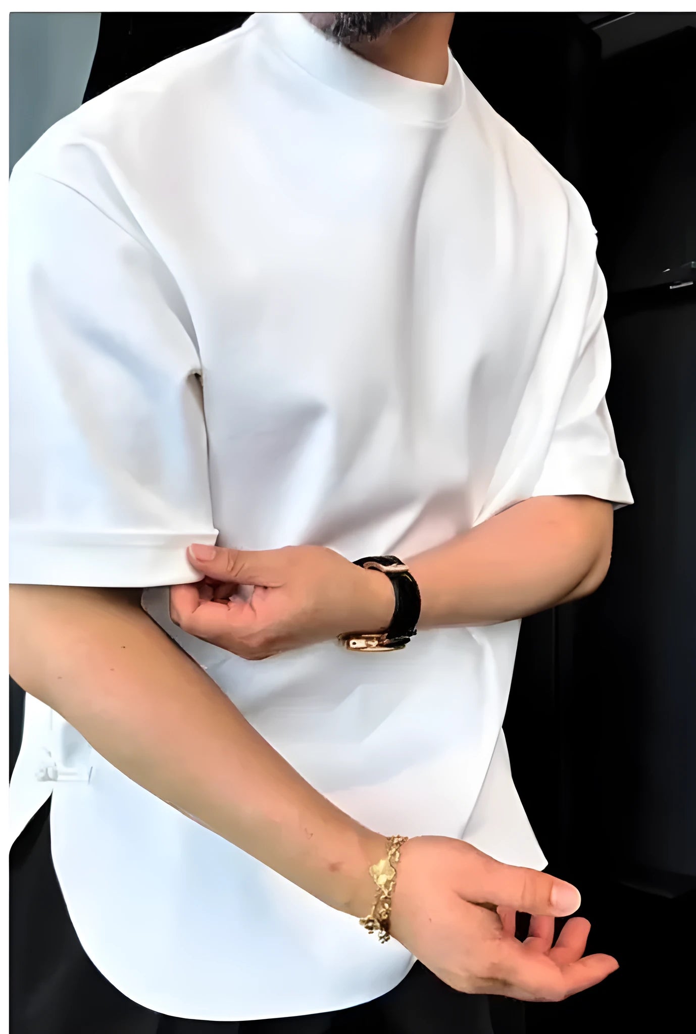 Men's white round hem t-shirt with button detail in cotton jersey fabric
