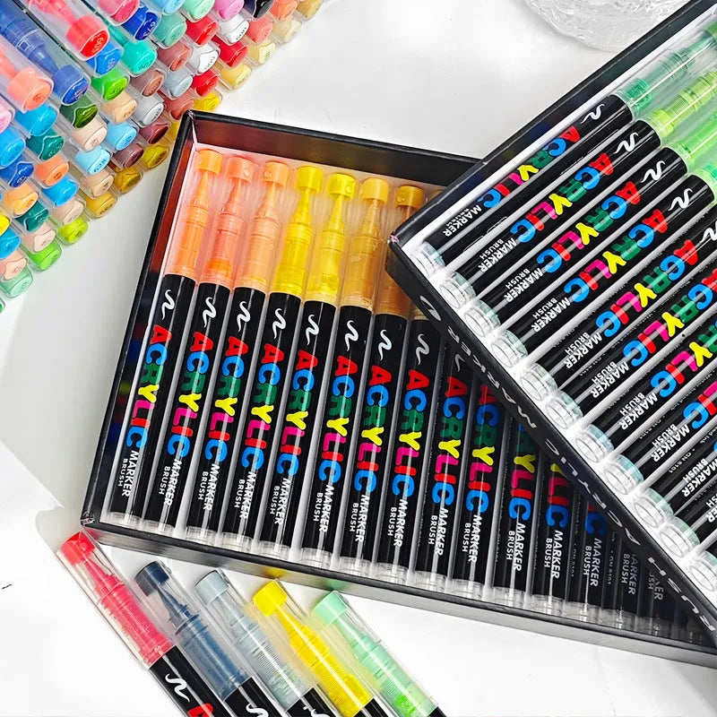 Set of straight liquid acrylic marker pens with soft heads in multiple colours for art and graffiti.