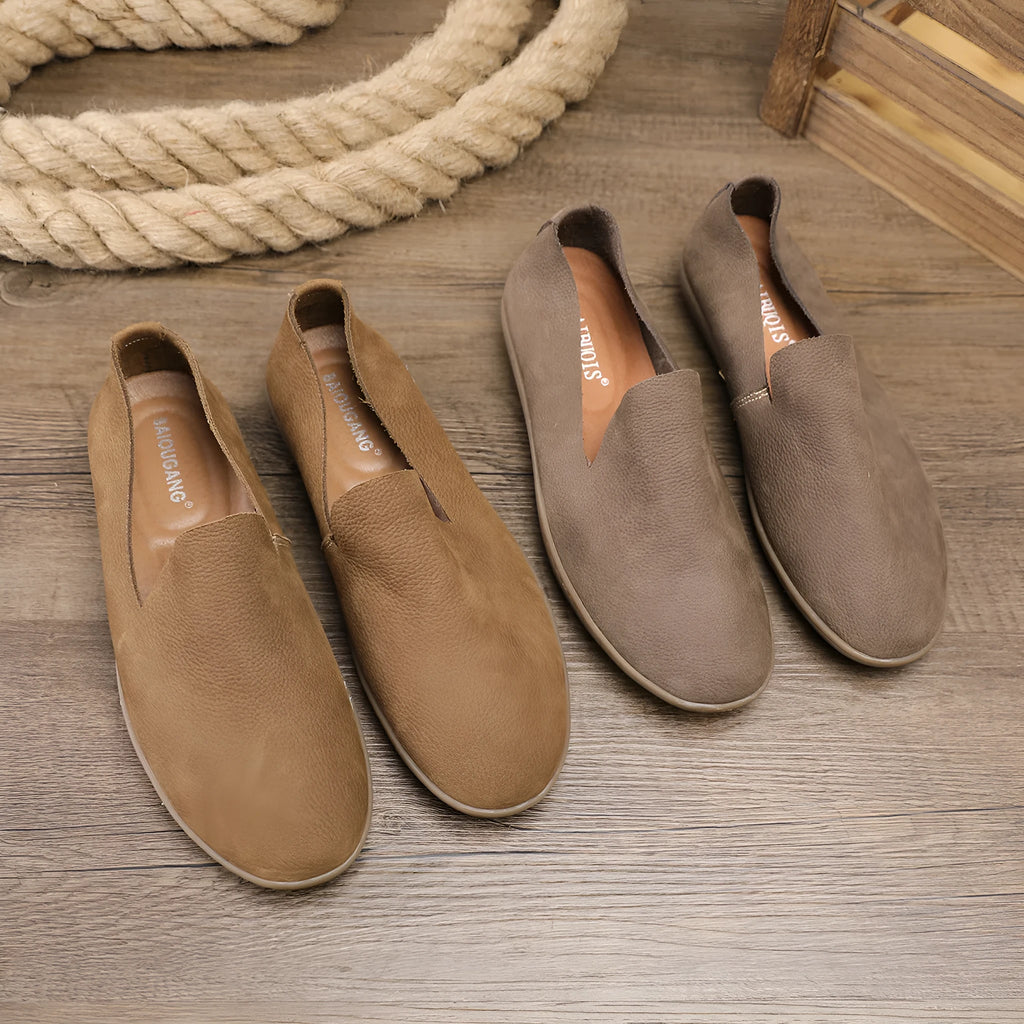 Handmade men's leather shoes in khaki colour with wedge heel and high-cut design