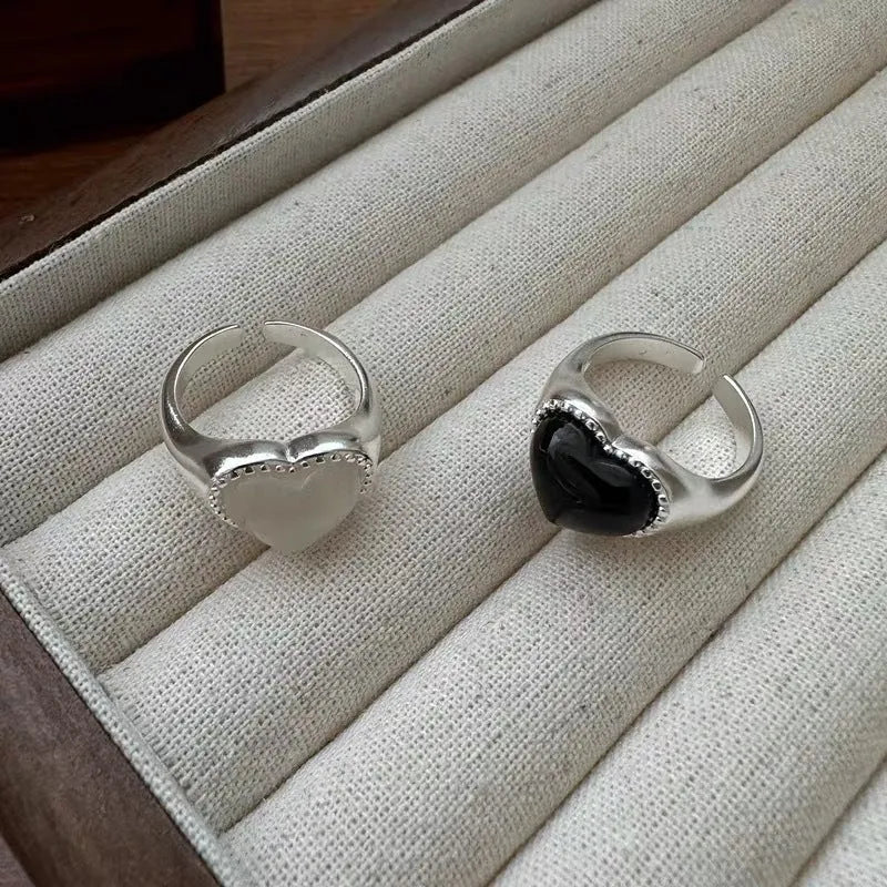 Sterling silver adjustable ring with heart-shaped black agate stone