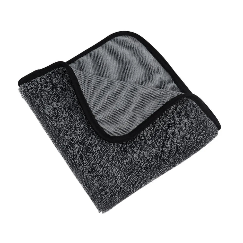 Grey square microfiber car drying towel measuring 40x40cm for vehicle water absorption