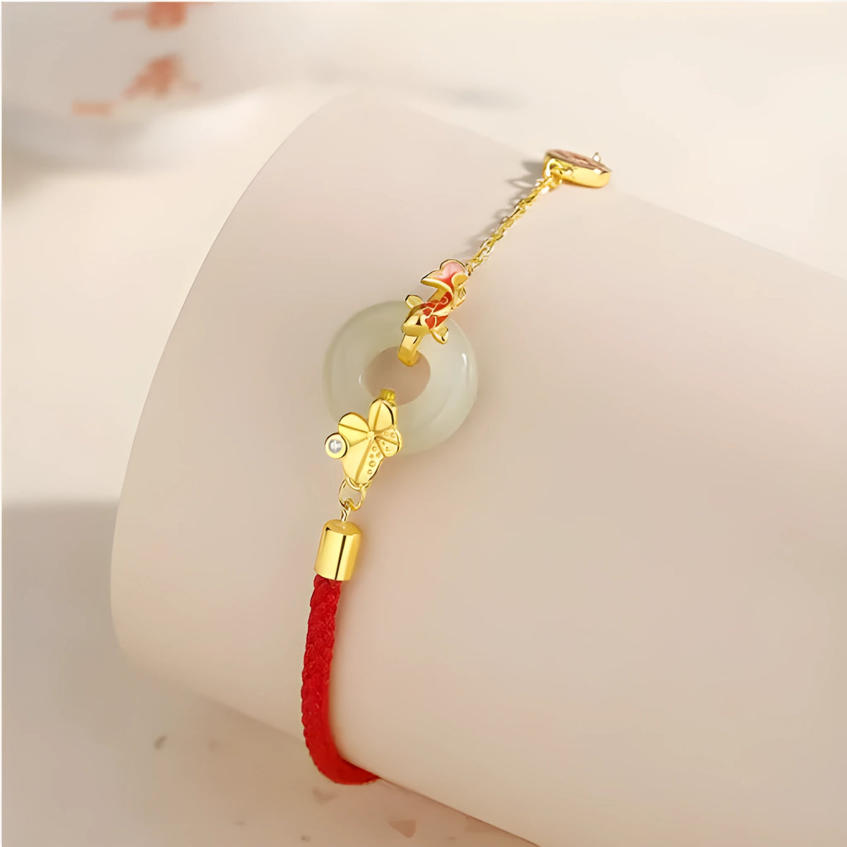 Women's 925 silver bracelet with gold koi safety clasp and peace buckle in retro style