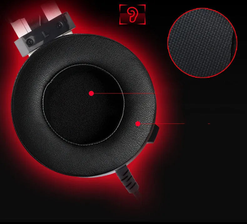 Black wired computer gaming headset with 3.5mm connector and 2-metre cable for PC and console use