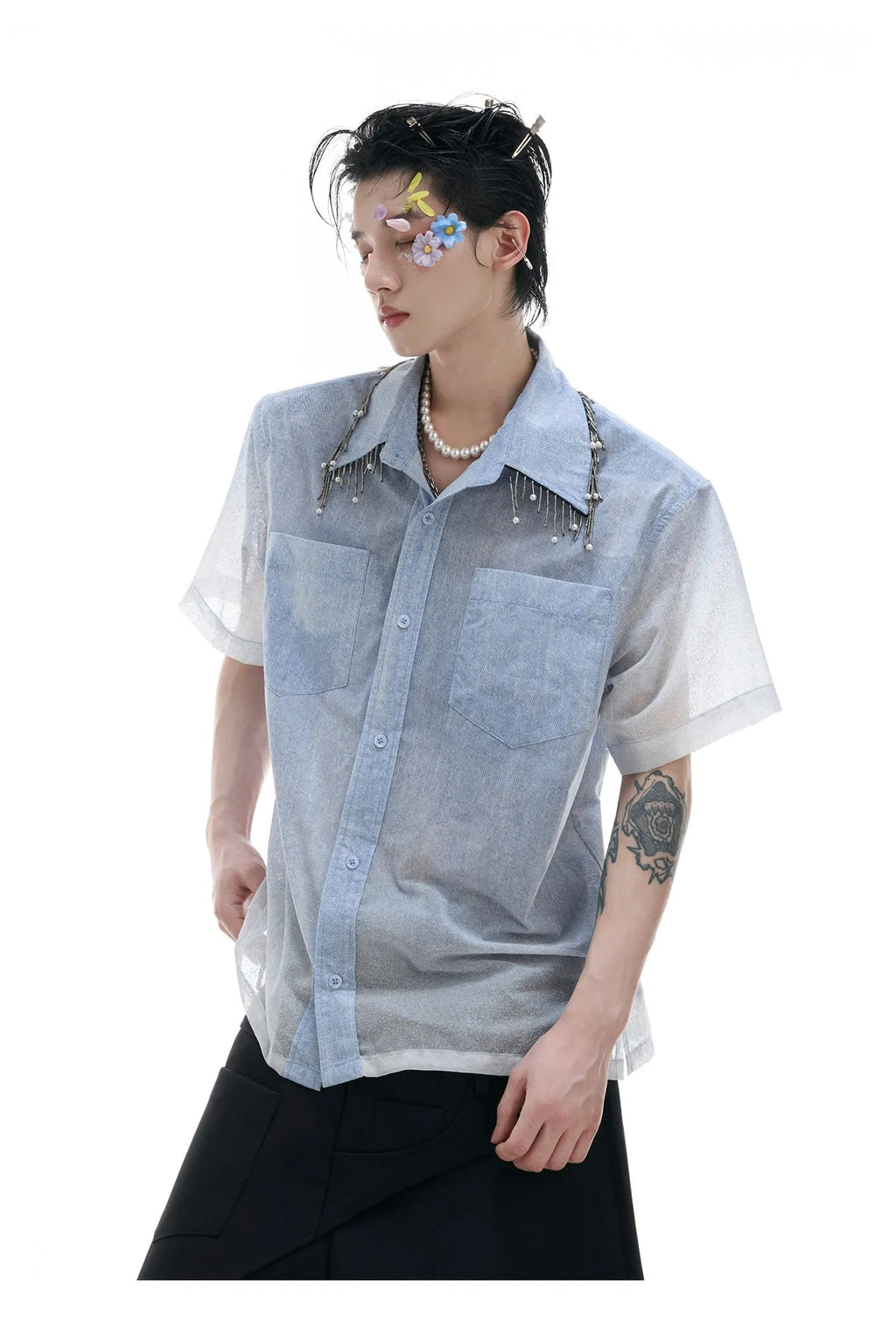 Men's blue and white gradient loose fit short sleeve shirt with quilted details