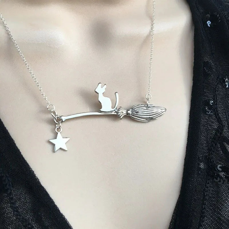 Black cat pendant necklace in silver or gold tone alloy simple animal totem style