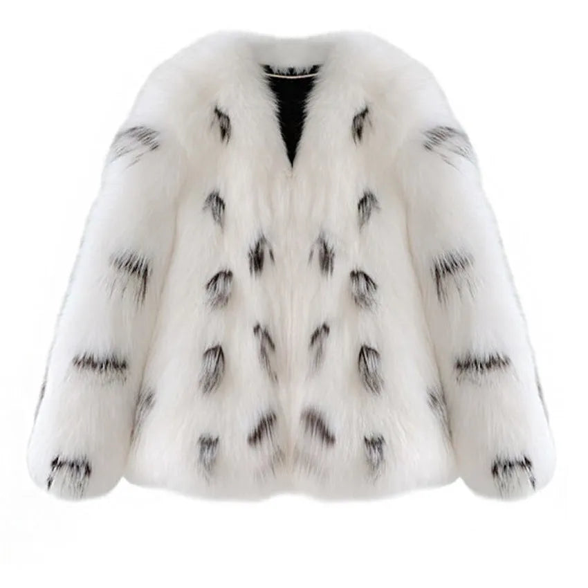Women's plus size black and white faux fur coat with Korean street fashion style and 40cm short length