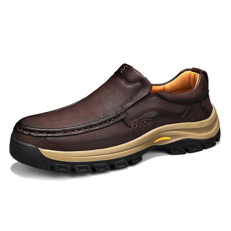 Men's black thick-soled outdoor leather shoes with round toe and rubber non-slip soles
