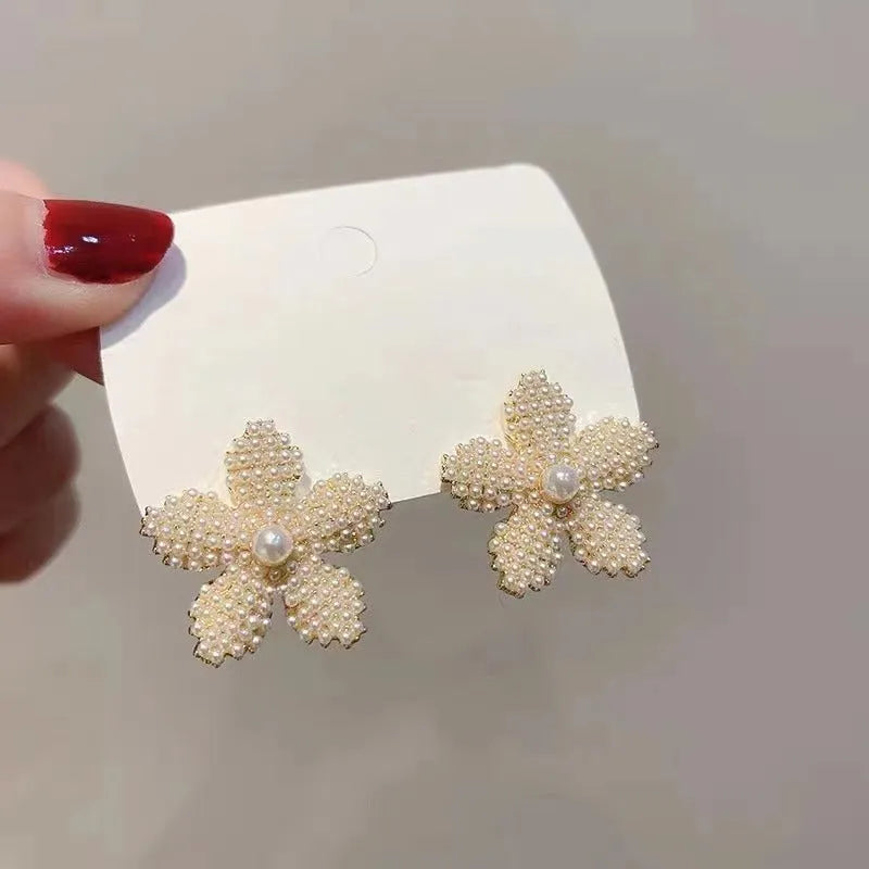 Pineapple starfish pearl earrings in Korean style with alloy construction and electroplated finish