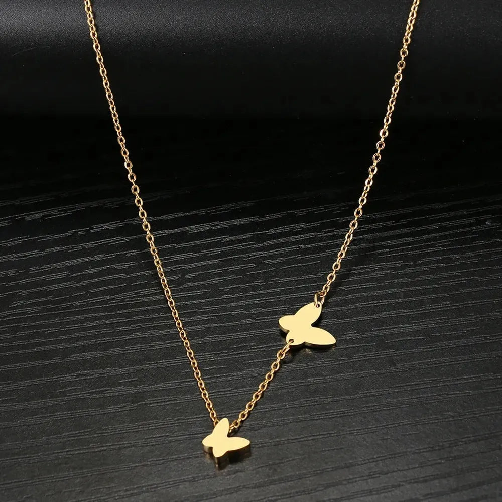 Stainless steel butterfly pendant necklace with titanium steel bow insect pendant, O-shaped chain, gold or steel colour, 18K electroplated finish.