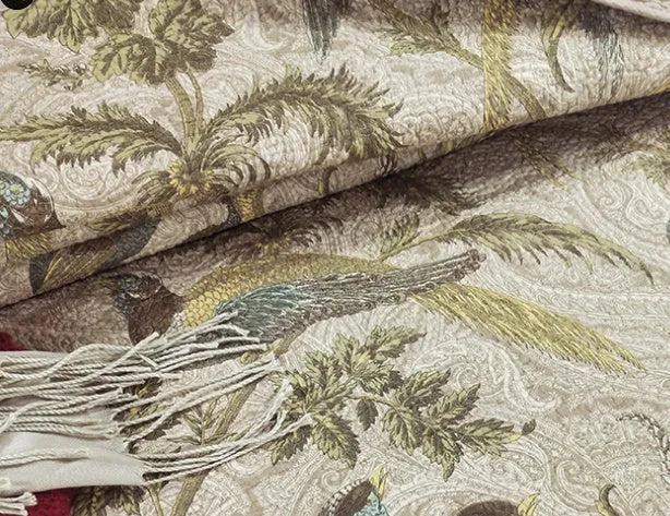 Blue American floral pattern cotton bedspread set with quilted texture, three-piece bedding displayed on bed