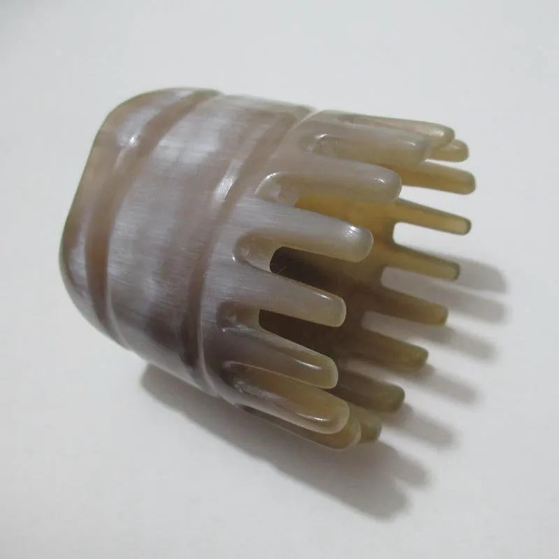 White buffalo horn comb with wide teeth for traditional Chinese head meridian massage