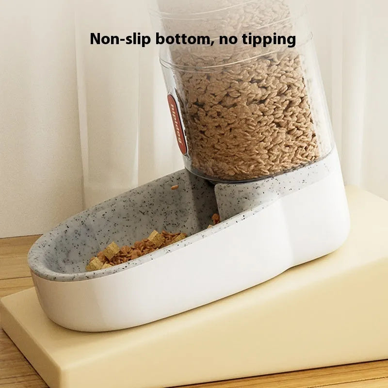 Grey automatic pet water fountain with 3.8-litre capacity for dogs and cats