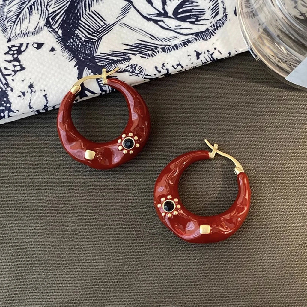 Hong Kong retro style alloy ear studs with rhinestone inlay in black and red colours