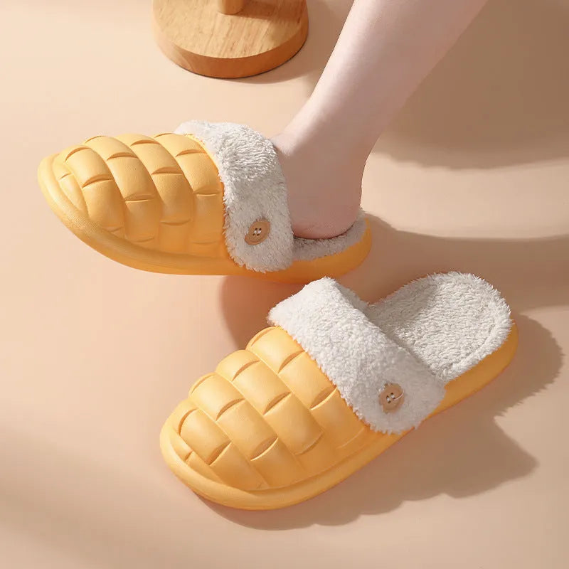 Plaid pattern detachable EVA slippers with non-slip soles and warm plush lining for indoor winter wear