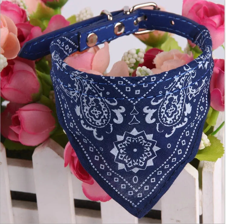Pet triangle scarf with 1.0 cm PU and canvas band, 23-28 cm neck, suitable for small dogs, puppies, and cats