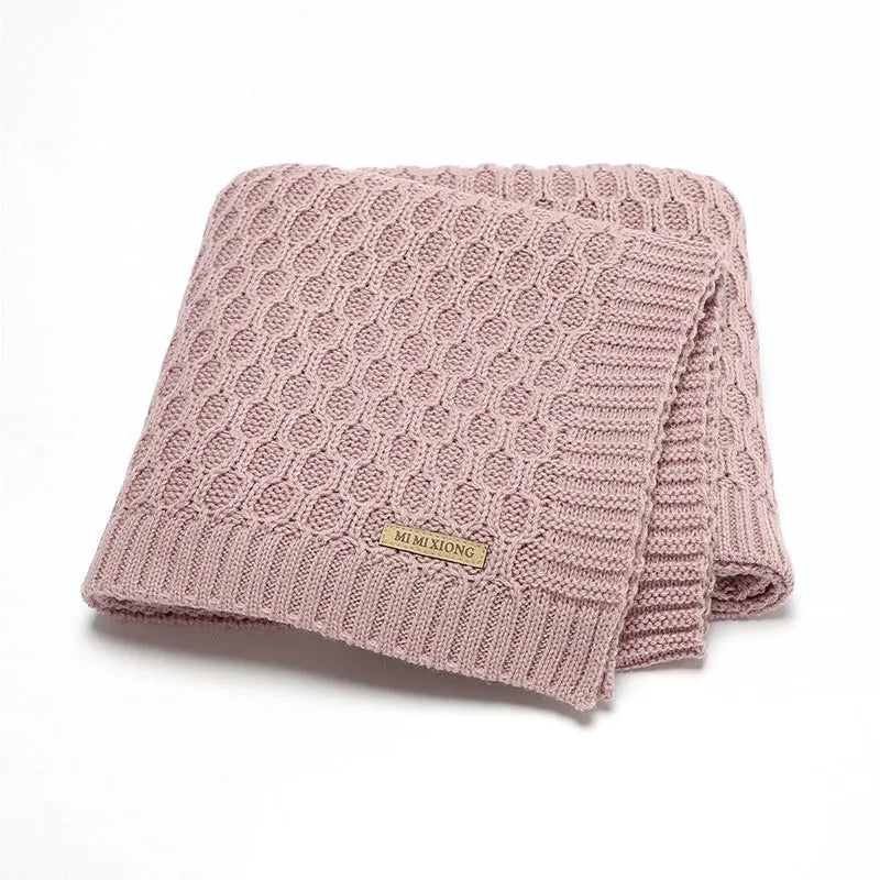 Acrylic infant hug blanket with three-dimensional lines measuring 70×90cm in solid colour options