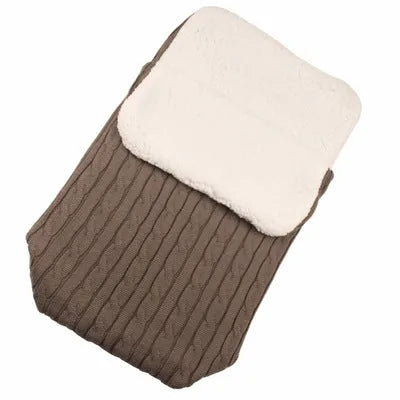Baby stroller sleeping bag in envelope style with thick cotton wool filling for winter warmth