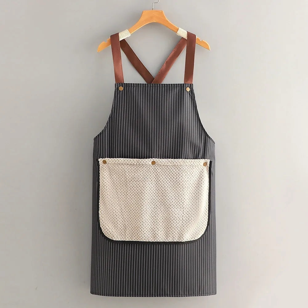 Kitchen waterproof apron in polyester composite material with free size design