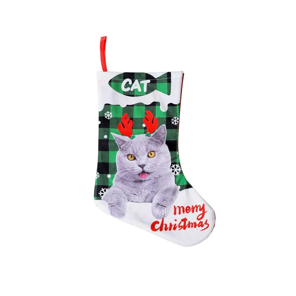 Cloth Christmas decoration with printed puppy or cat design in plaid pattern measuring 26x36cm