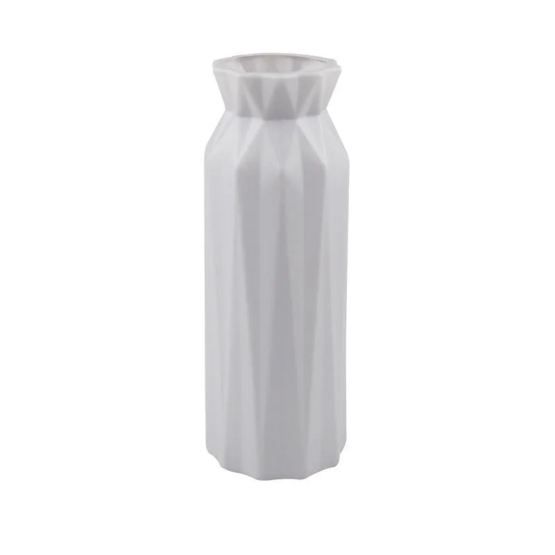 Drop-resistant melamine vase in grey, green, pink, or white colours with 7.2 cm base diameter