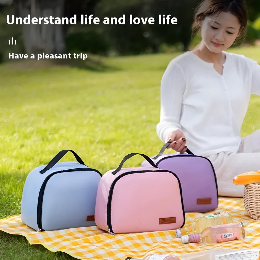 Insulated lunch box bag in textured cloth with large capacity for bento and rice, available in multiple colours
