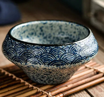 Ceramic Japanese soup bowl with stone conch bowl pattern, porcelain construction, microwave safe