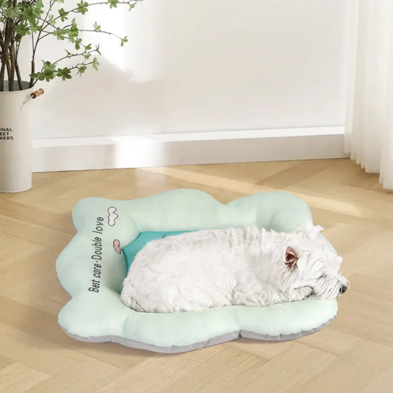 Green pet cooling mat for dogs with size options S, M, L, XL.