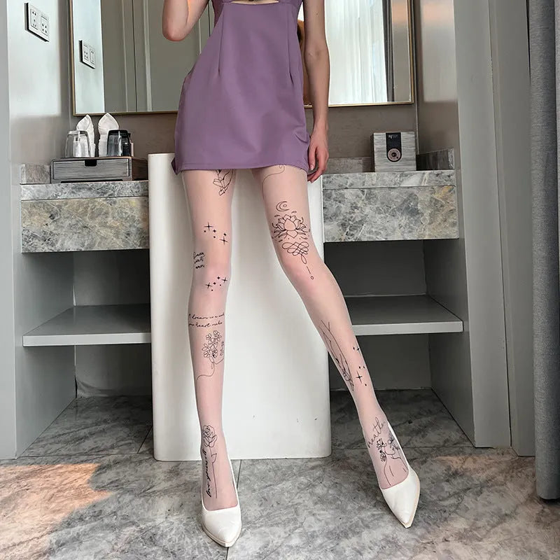 Sheer jacquard anti-snagging pantyhose in black, milky white, and skin colour prints.