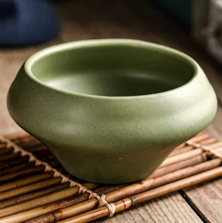 Ceramic Japanese soup bowl with stone conch bowl pattern, porcelain construction, microwave safe