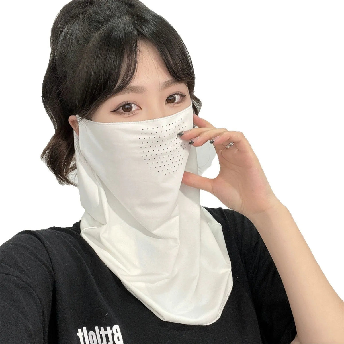 UPF50 breathable nylon outdoor cycling face mask in black, half-cover style, 18cm x 28cm, for sun protection.