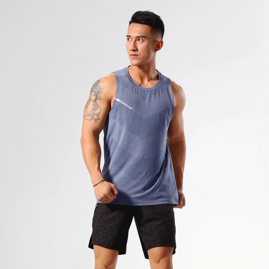 Men's solid colour quick-drying sleeveless sports tank top on a hanger