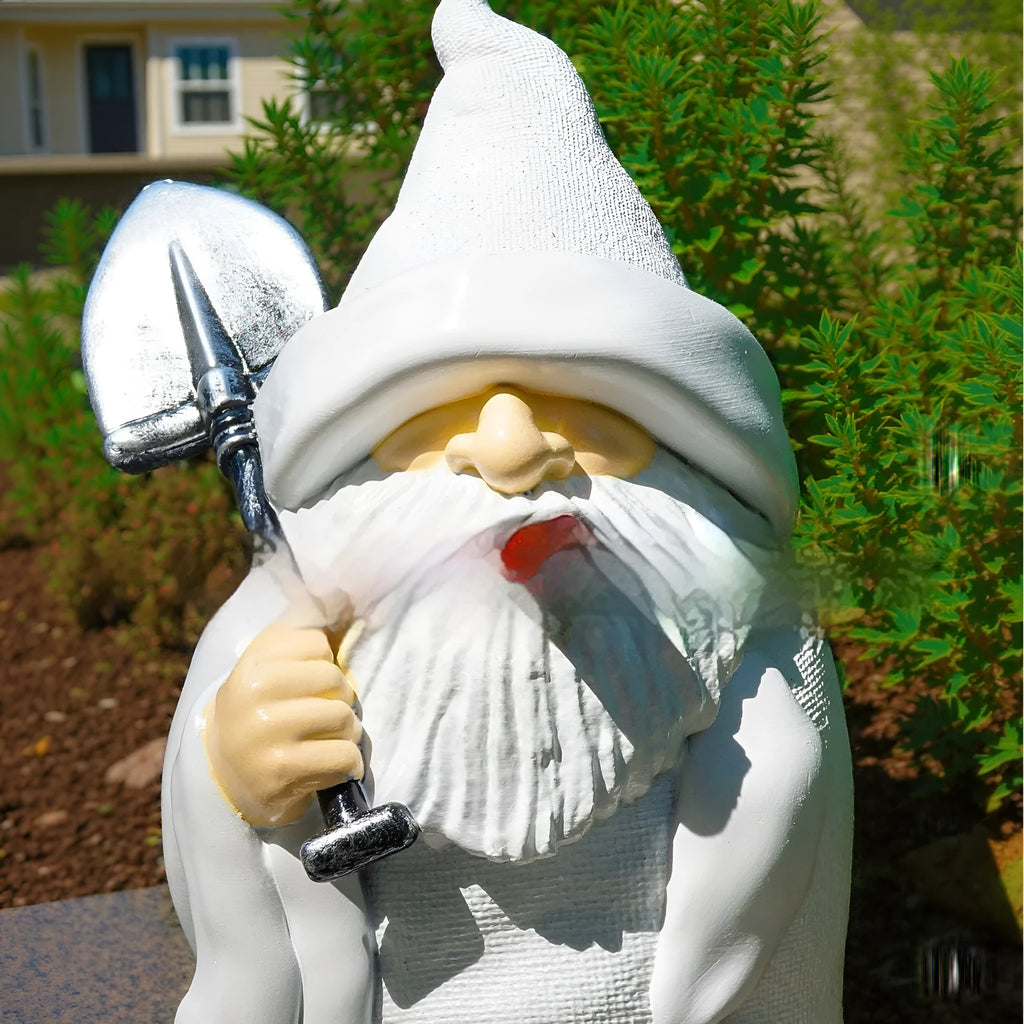 Resin smoking shovel dwarf ornament with pipe for Christmas and Halloween garden decoration