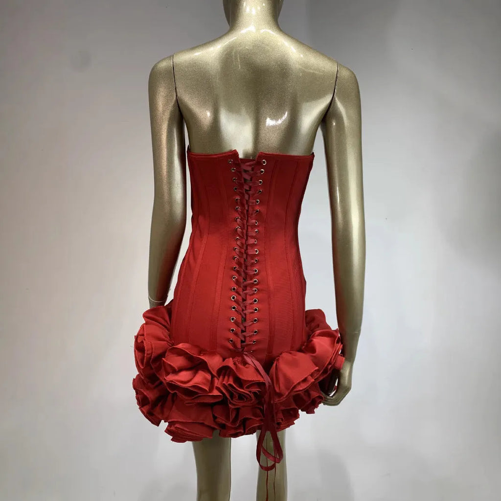Women's solid colour polyester dress in red, white or black with mid waist design