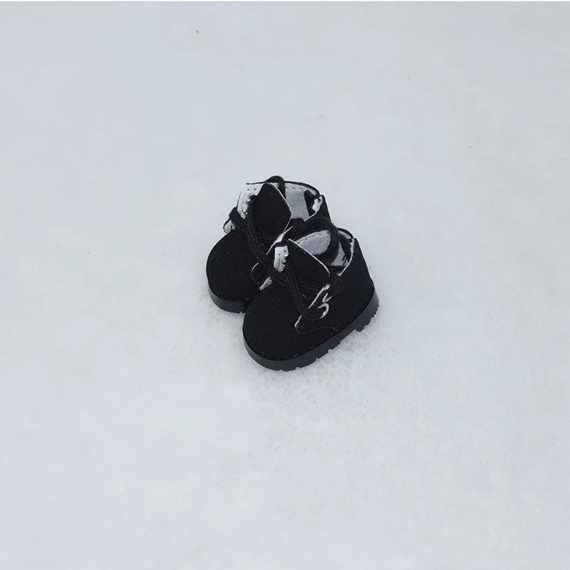 Doll replacement shoes for 17cm figures in multiple styles and colours