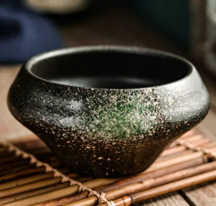 Ceramic Japanese soup bowl with stone conch bowl pattern, porcelain construction, microwave safe