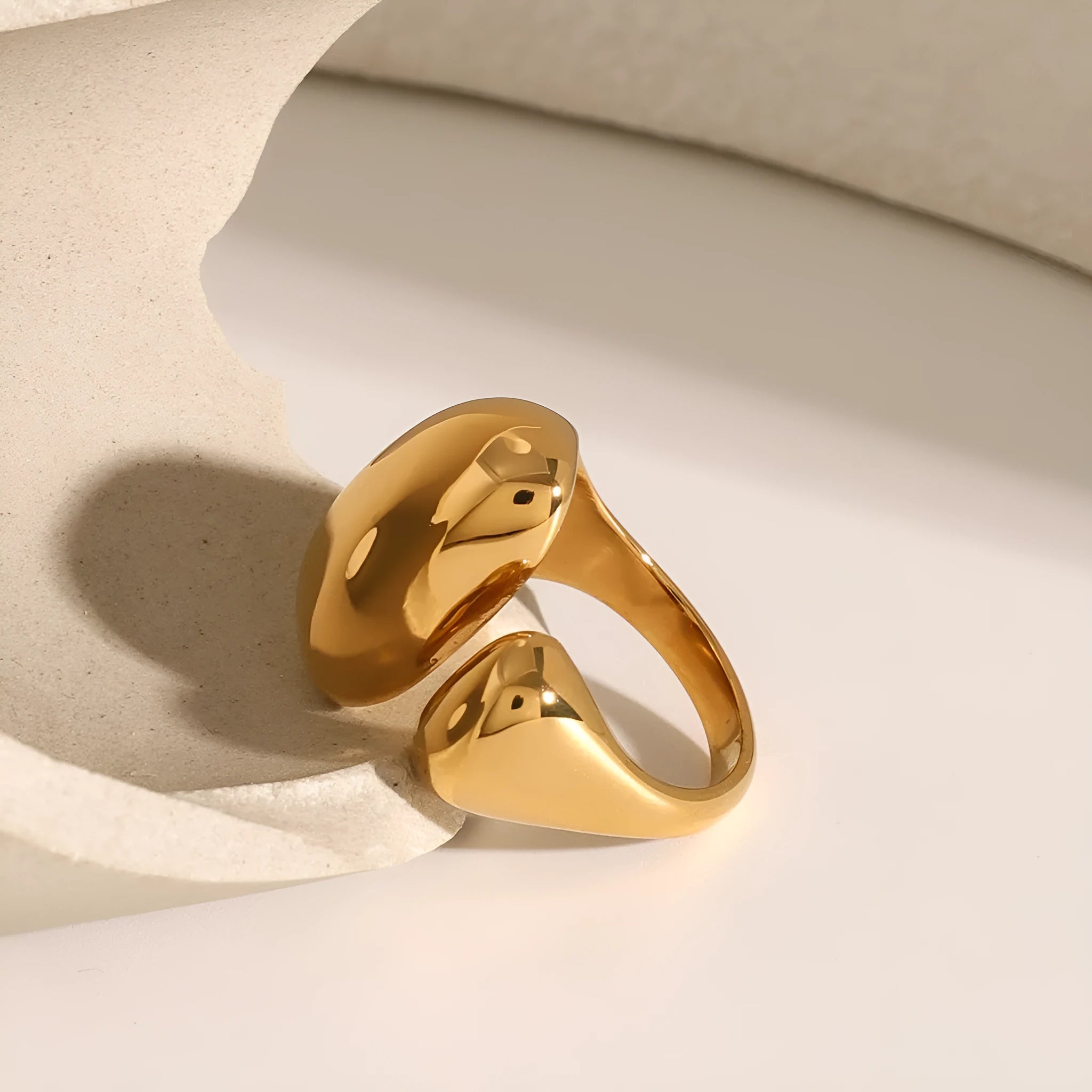 Women's stainless steel geometric open ring with electroplated JDR2405081 finish