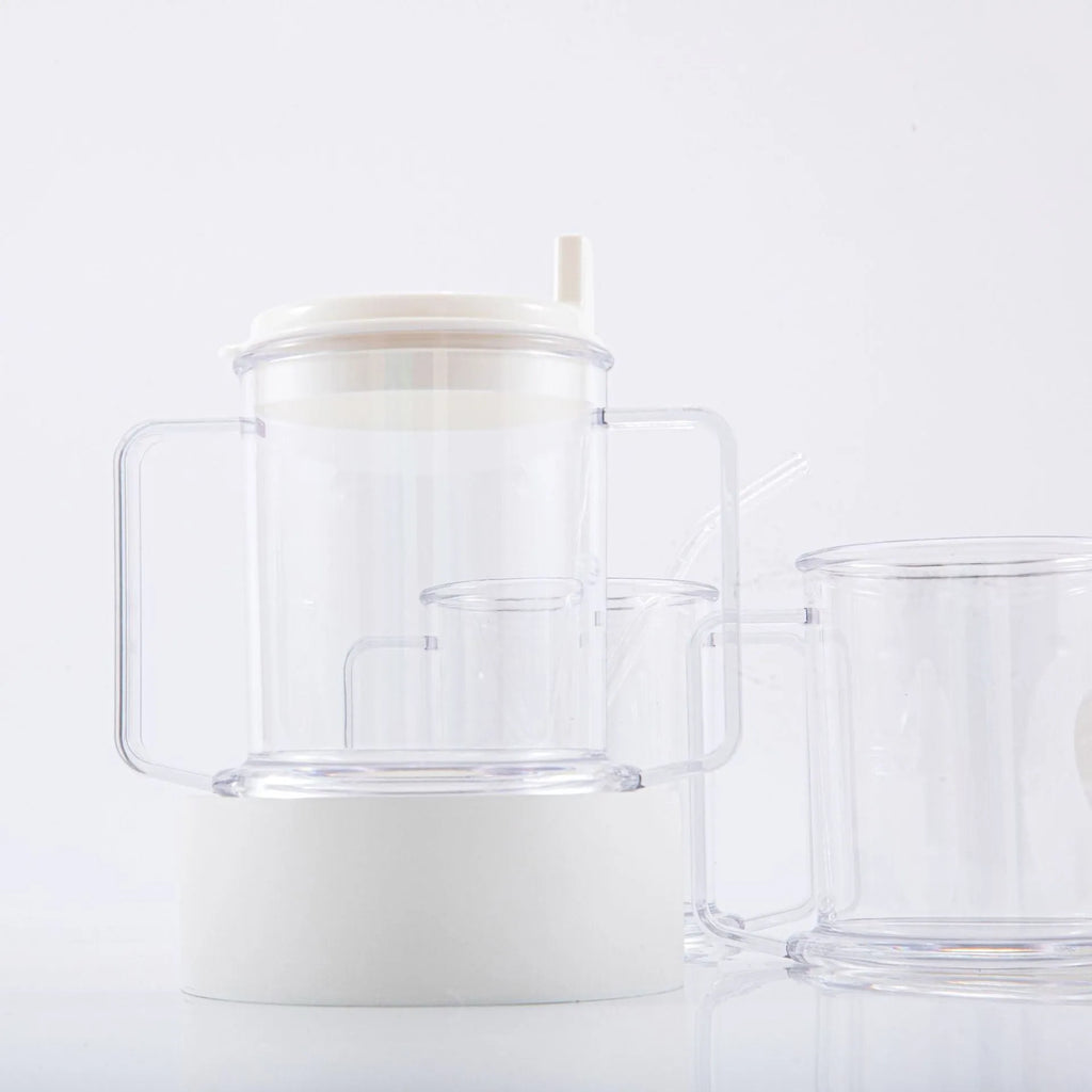 Transparent spill-proof drinking cup with PP plastic construction showing dimensions