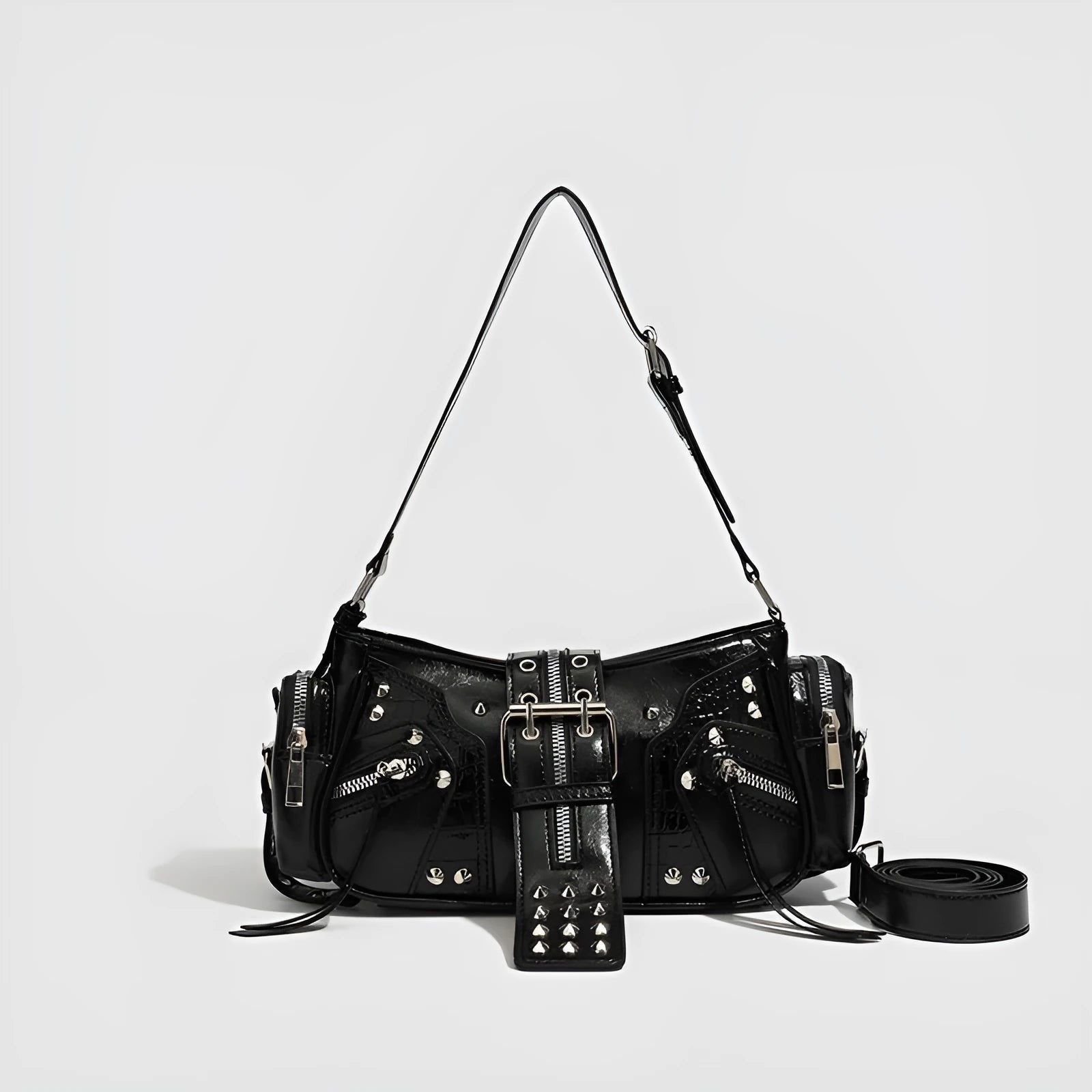 Black retro dumpling-shaped shoulder bag with three-dimensional pockets and oil wax leather finish