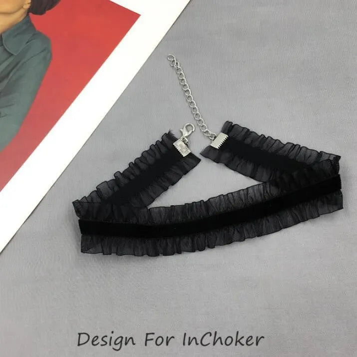 Velvet ruffled flower pendant clavicle necklace with snake bones chain in alloy