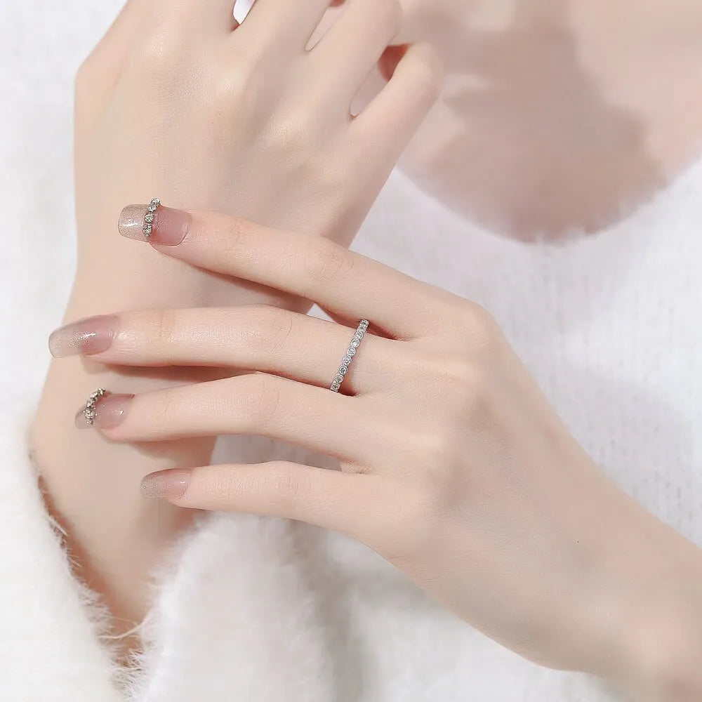 Women's adjustable geometric diamond tail ring in electroplated metallic finish