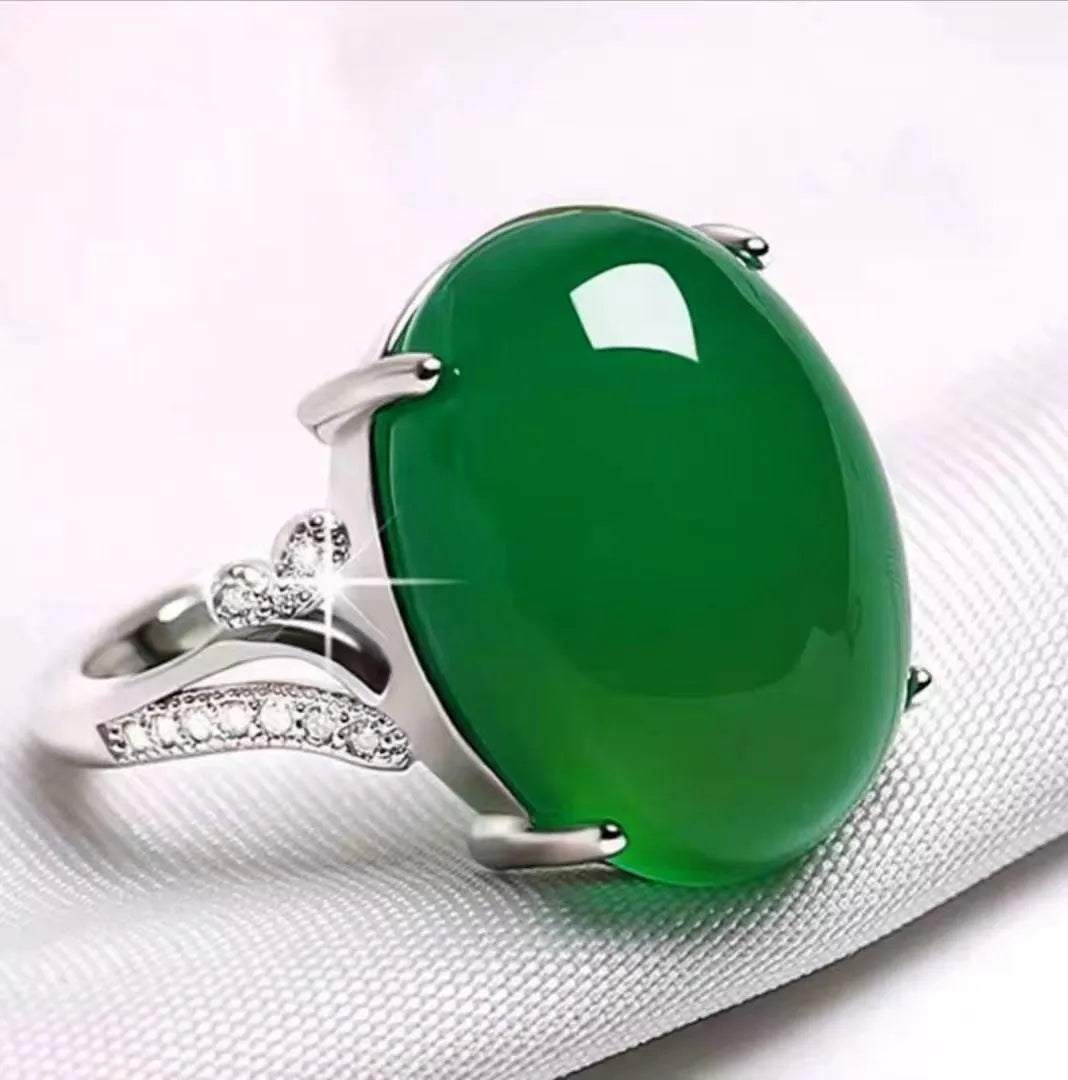 Adjustable geometric sapphire alloy ring in black, blue, green, red, or yellow colours