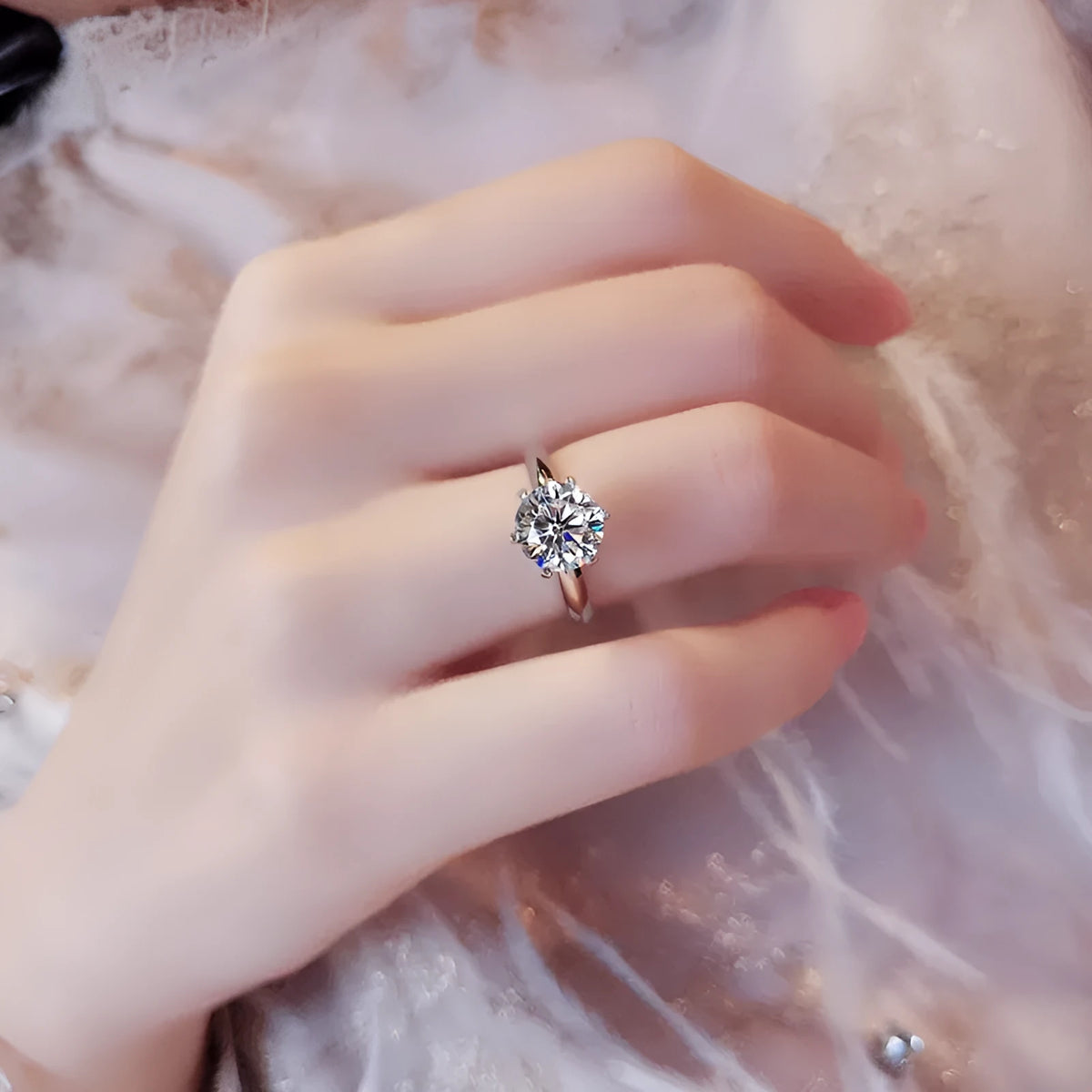 White gold plated six-claw zircon ring geometric design unisex jewellery