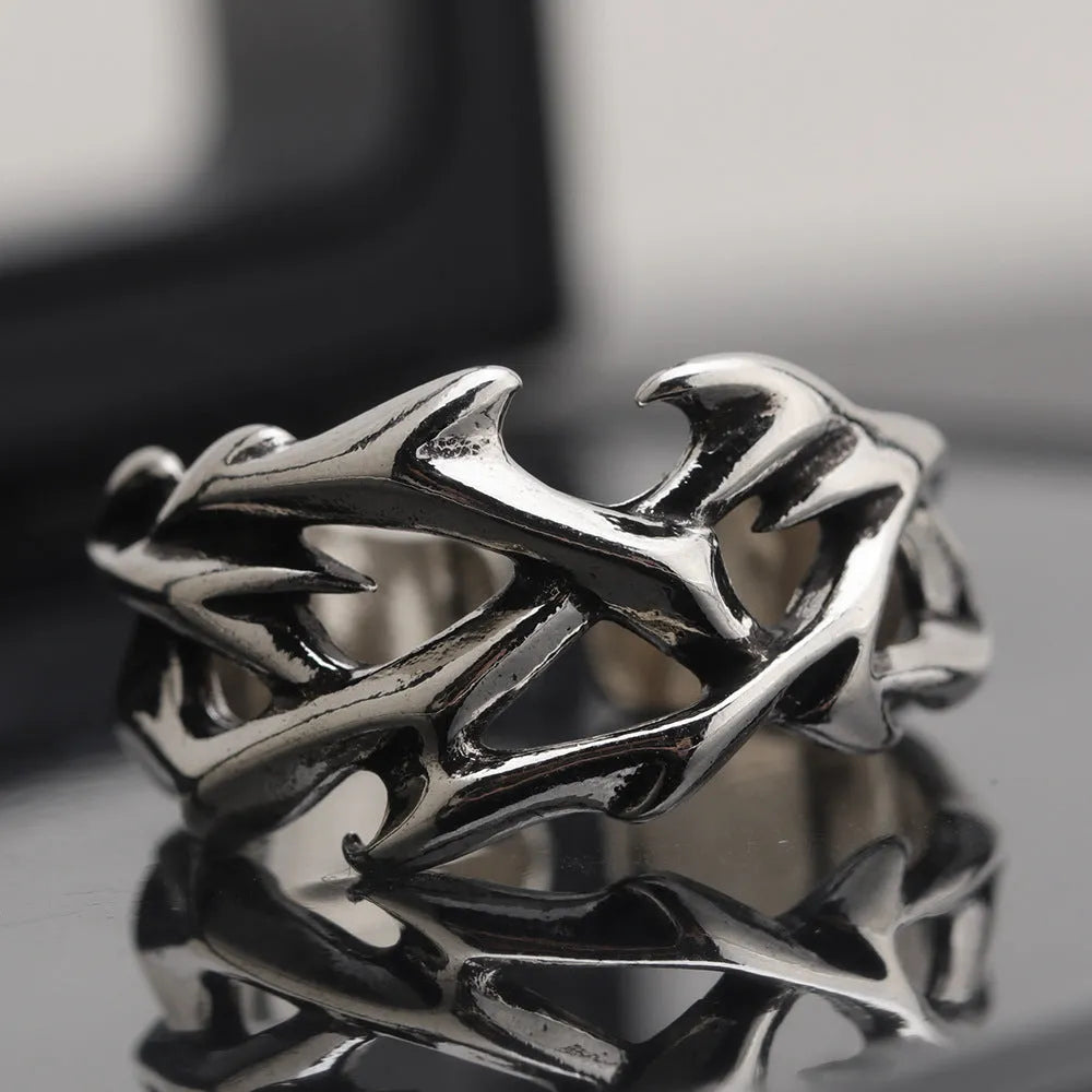 Adjustable copper men's ring with geometric thorn flower design in J2150 thorns colour