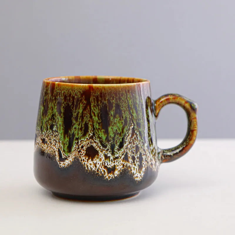 Creative couple-themed coffee mug with retro design, 8.5cm tall with 400ml capacity
