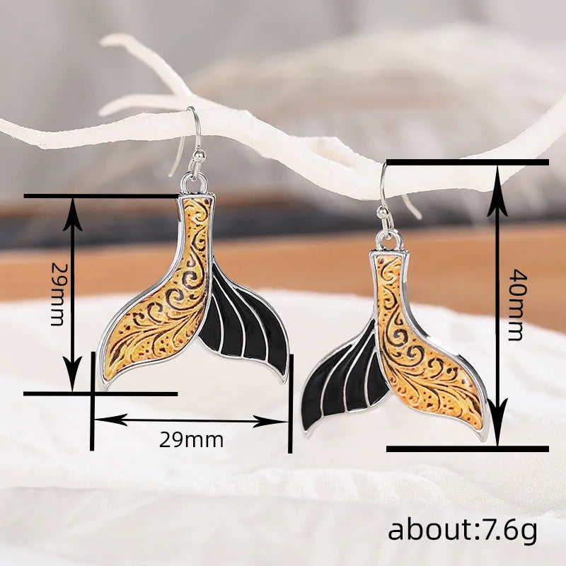 Women's fishtail-shaped earrings with whale design in white gold E4143 colour