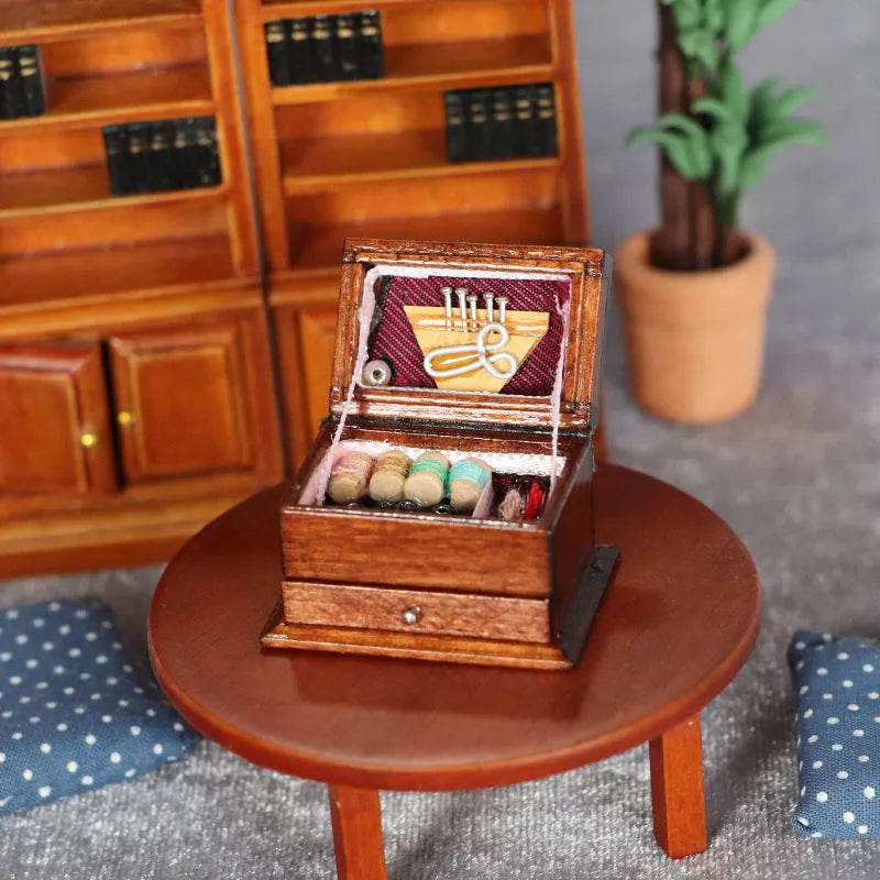 Miniature birch wood vintage sewing machine ornament measuring 2.2cm with European style design