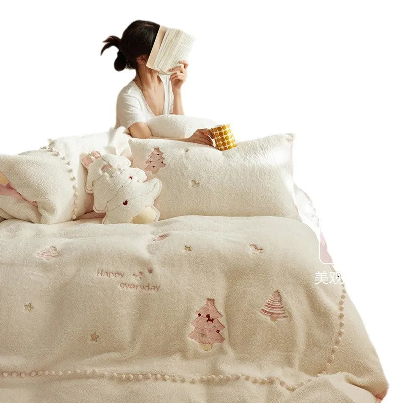 Winter milk fibre four-piece bedding set with green Christmas tree pattern and princess style design