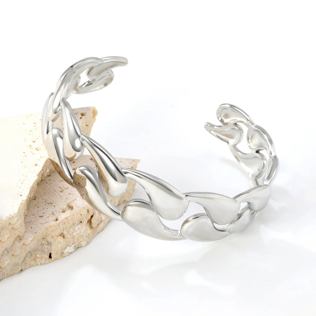 Stainless steel European style women's bracelet in rose gold and silver tone options