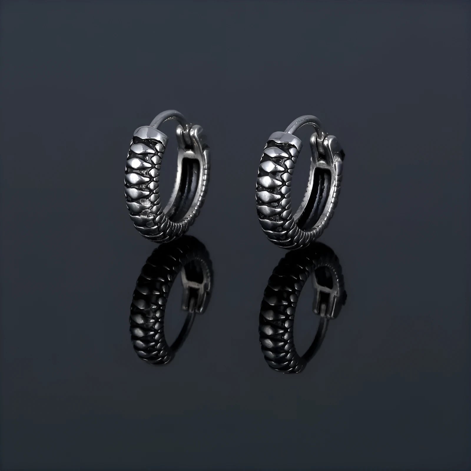 Silver geometric earrings with striped retro design made from stainless steel.